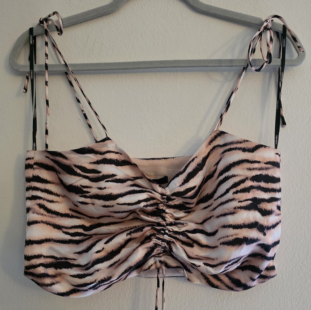 Forever 21 Black And Cream Animal Print Scrunched Top Sz Small